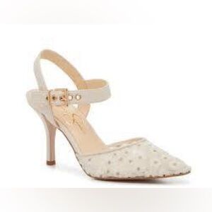 Jessica Simpson Cream ‘Miliny’ Daisy-Embroidered Mesh Daisy Floral Pumps